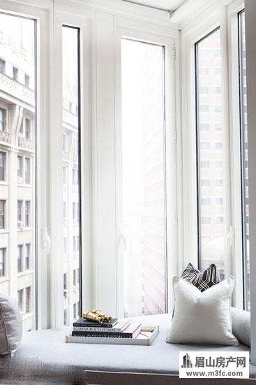 20111405ba669a6d404705_367_550.jpg