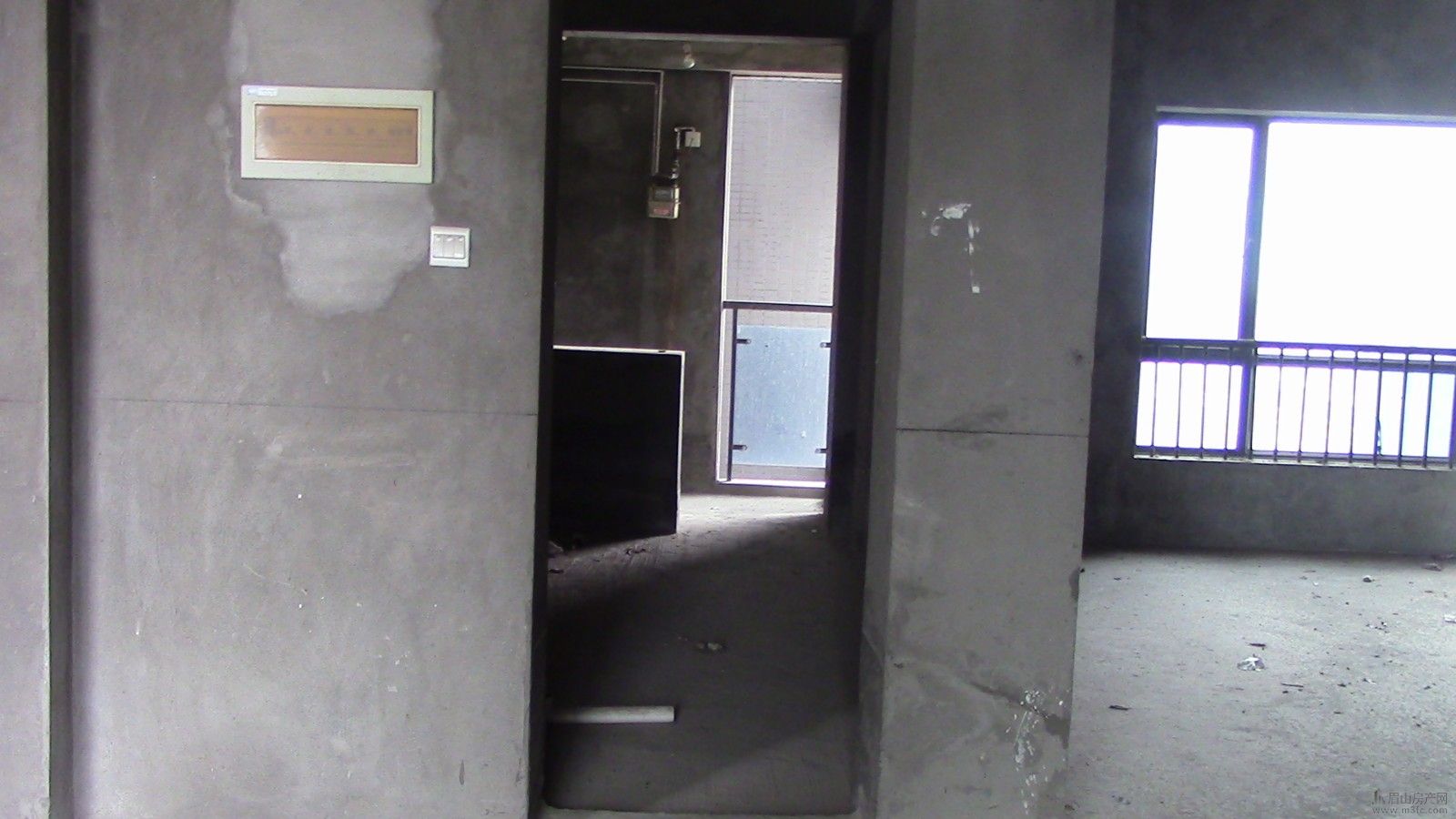 ����ϯ11Ծ12¥ 198ƽ���� 83�򲻰�֤ ��װ�ɹۺ�ȫ�Ҿ����