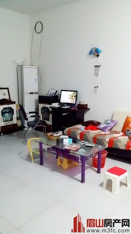 百坡路183号学府轩 3室2厅2卫 121.94㎡