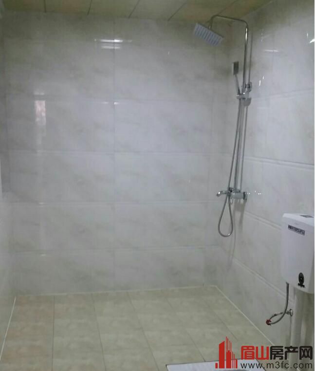 õ԰16һ¥ 32 120ƽ װ ߵҾ߼ҵ ̨ ͥ¥ 62.8֤ 332 120O