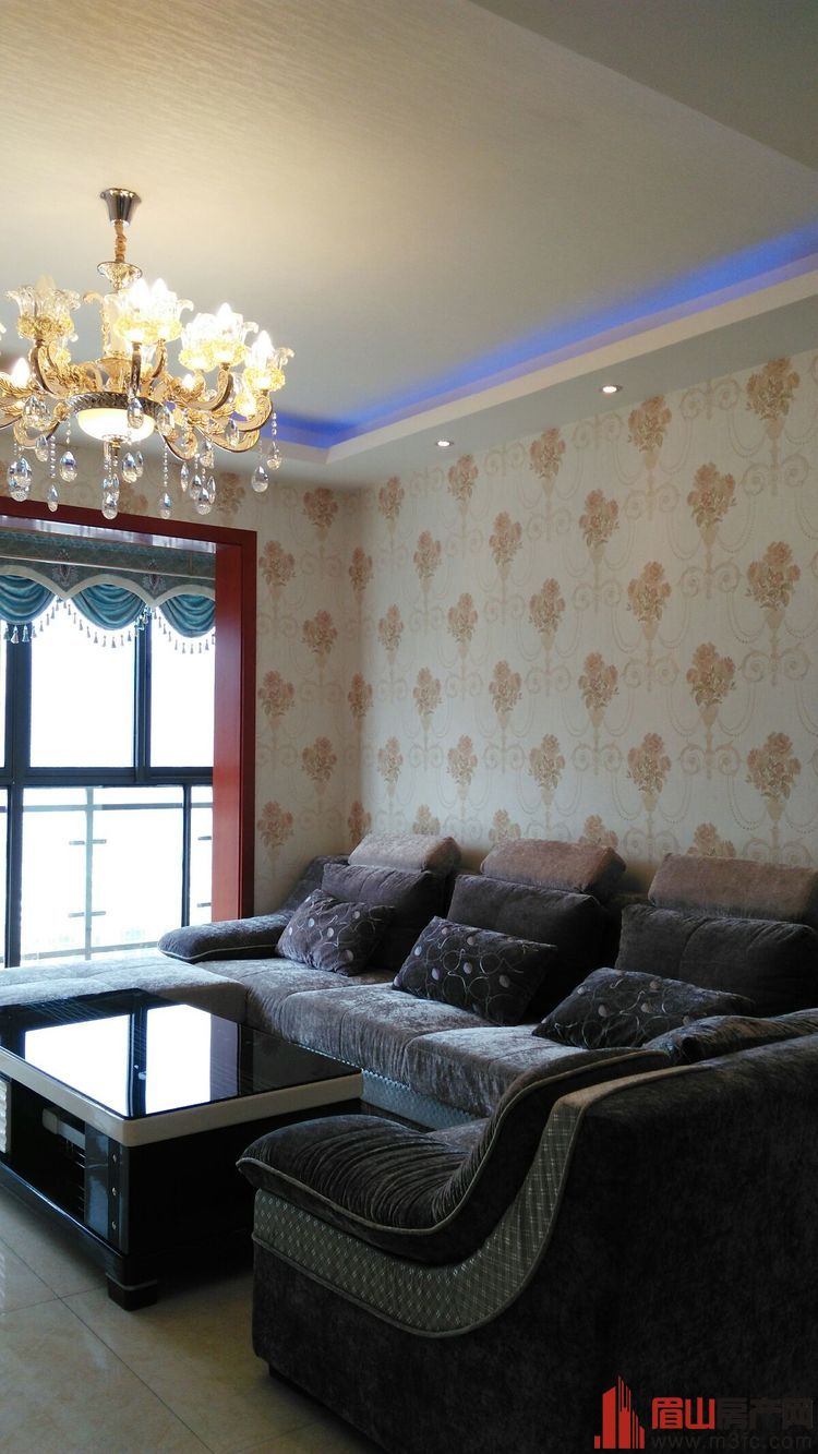 锦地上城22F 3/2 110㎡ 豪华装修 全套家具家电设施齐全 学区房 69.8万包证