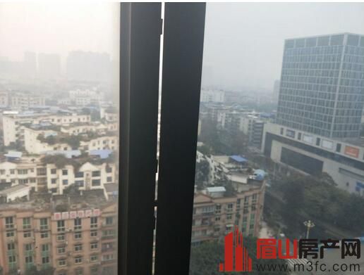 银鹏九龙豪府16楼 3室2厅2卫 92㎡