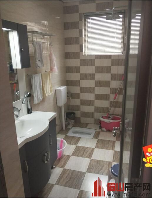 银鹏九龙豪府16楼 3室2厅2卫 92㎡