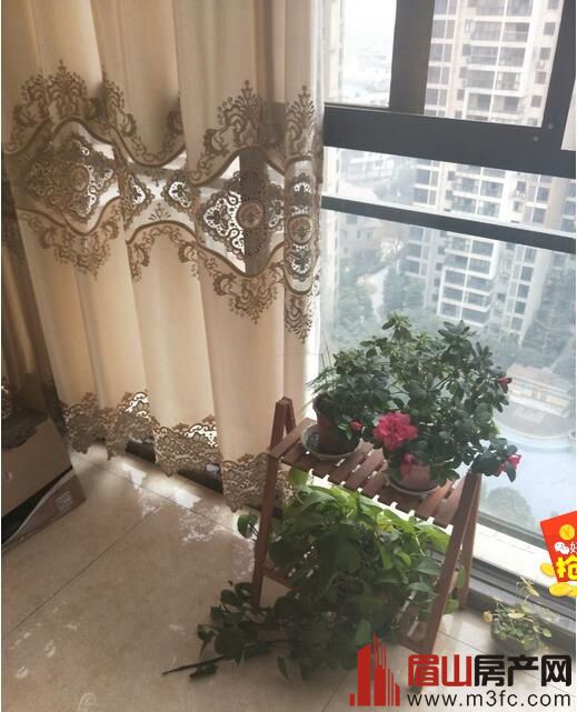 银鹏九龙豪府16楼 3室2厅2卫 92㎡