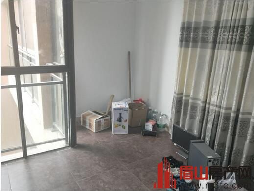 银鹏九龙豪府16楼 3室2厅2卫 92㎡