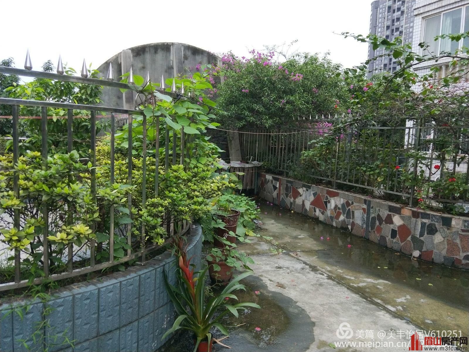 玫九区实惠便宜房 145 中等装修家具家电平台花园59.8