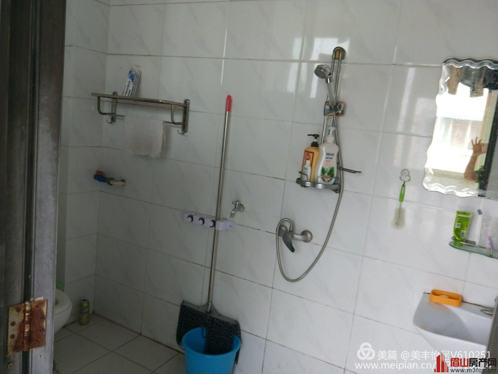 玫九区实惠便宜房 145 中等装修家具家电平台花园59.8