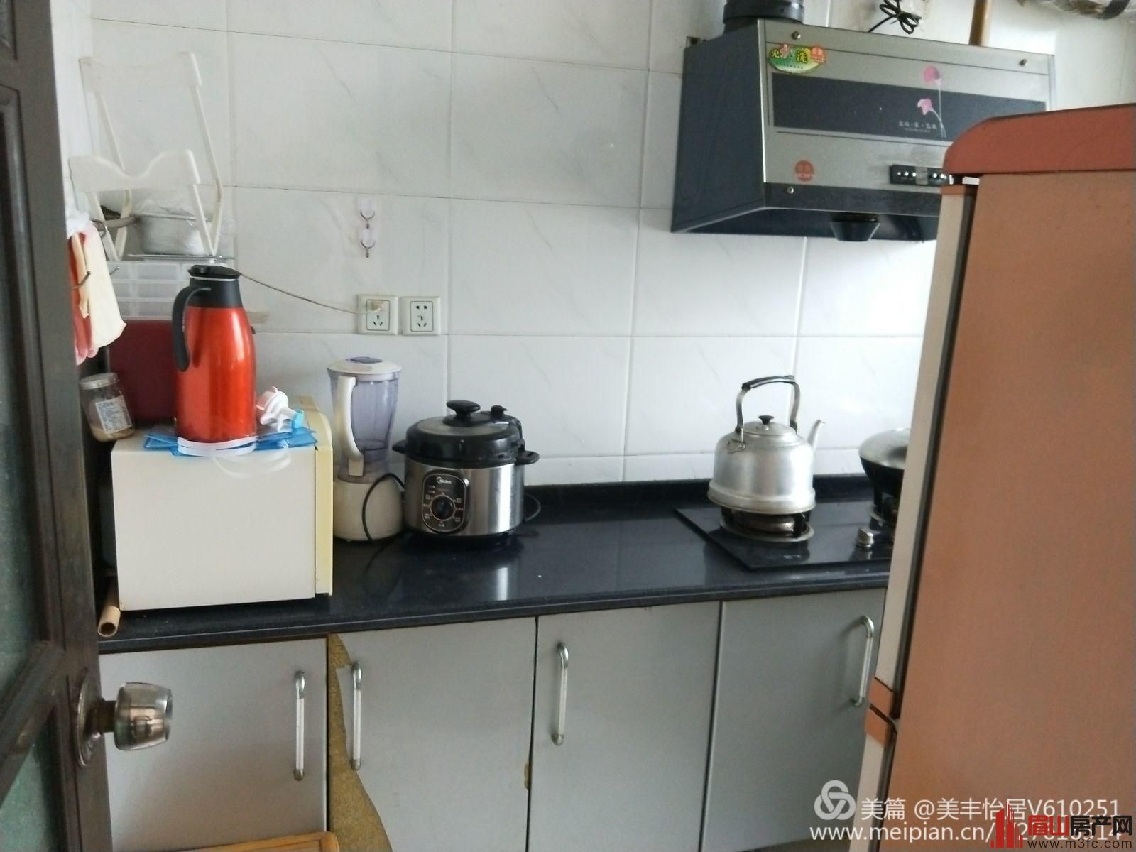 玫九区实惠便宜房 145 中等装修家具家电平台花园59.8