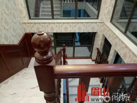 ʹݱ645Լ560ƽװ޻400򣬴յůݣͣ4̨     ˽һ԰200ƽؼɽ˫2ңԣ䣬˫ñ䣬鷿̨˸ס£ʽתʹ۴˷ۼ868