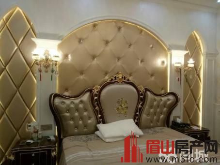 ʹݱ645Լ560ƽװ޻400򣬴յůݣͣ4̨     ˽һ԰200ƽؼɽ˫2ңԣ䣬˫ñ䣬鷿̨˸ס£ʽתʹ۴˷ۼ868