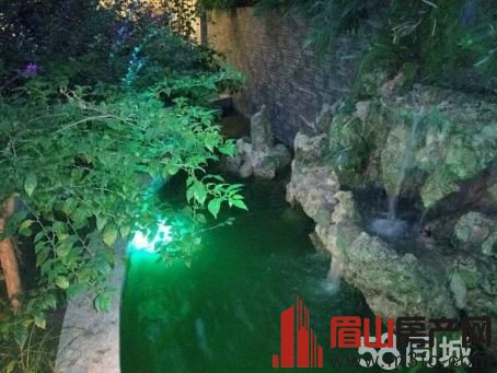 ʹݱ645Լ560ƽװ޻400򣬴յůݣͣ4̨     ˽һ԰200ƽؼɽ˫2ңԣ䣬˫ñ䣬鷿̨˸ס£ʽתʹ۴˷ۼ868