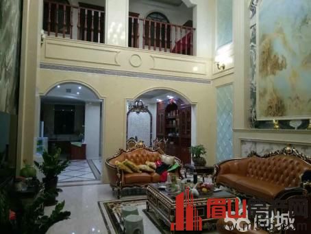 ʹݱ645Լ560ƽװ޻400򣬴յůݣͣ4̨     ˽һ԰200ƽؼɽ˫2ңԣ䣬˫ñ䣬鷿̨˸ס£ʽתʹ۴˷ۼ868