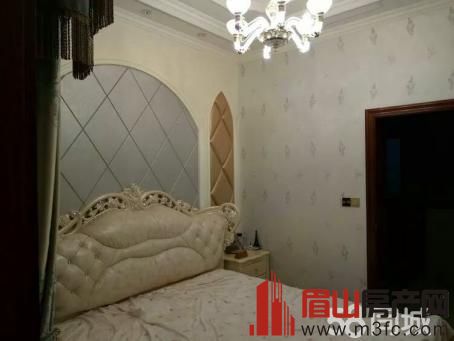 ʹݱ645Լ560ƽװ޻400򣬴յůݣͣ4̨     ˽һ԰200ƽؼɽ˫2ңԣ䣬˫ñ䣬鷿̨˸ס£ʽתʹ۴˷ۼ868