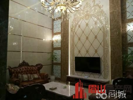 ʹݱ645Լ560ƽװ޻400򣬴յůݣͣ4̨     ˽һ԰200ƽؼɽ˫2ңԣ䣬˫ñ䣬鷿̨˸ס£ʽתʹ۴˷ۼ868