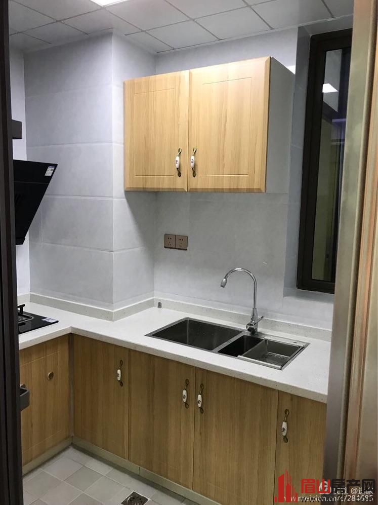 望江榭多套实惠房源 3室2厅2卫 90㎡