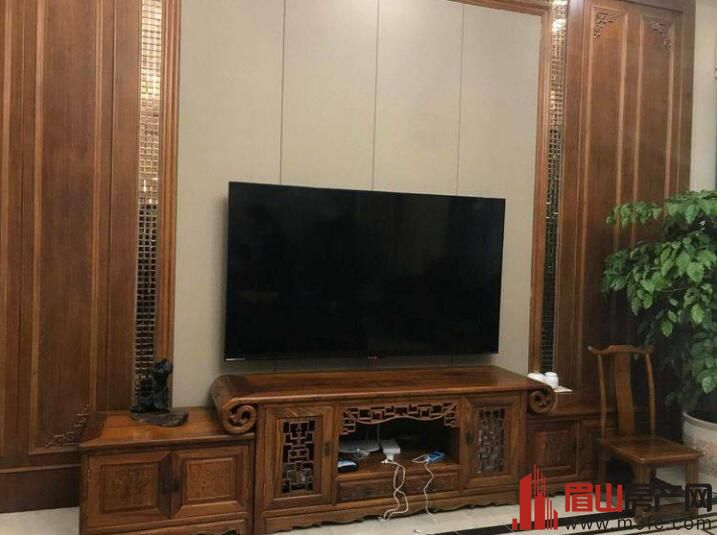 金府丽景 1期 4室3厅3卫 240㎡