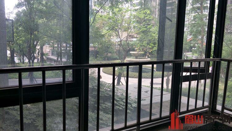 龙玺台 3室2厅2卫