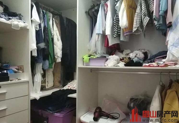 金顿小镇 4室2厅2卫 137㎡