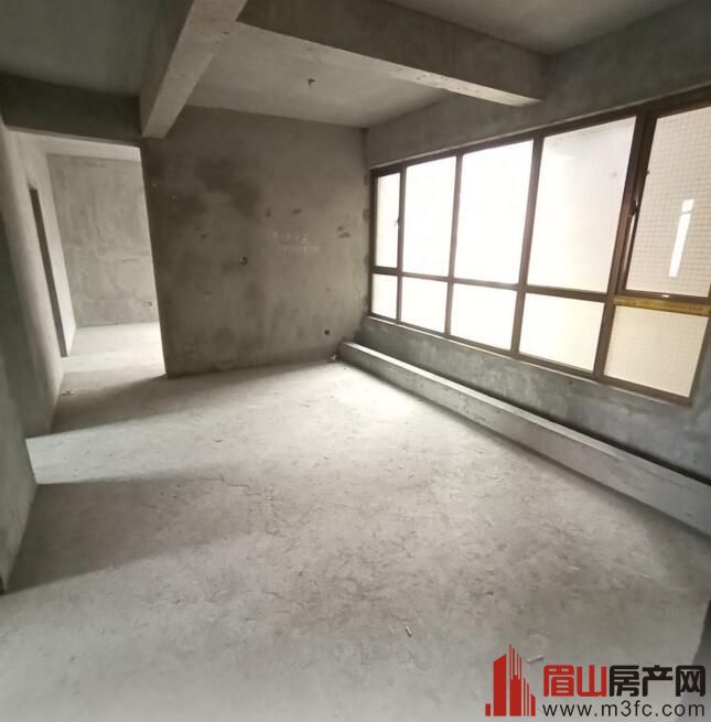 维多利亚 3室2厅2卫 79㎡