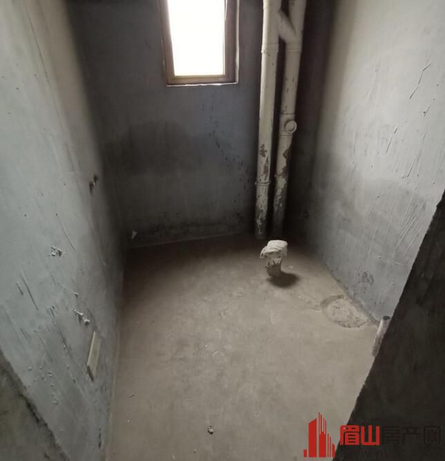 维多利亚 3室2厅2卫 79㎡