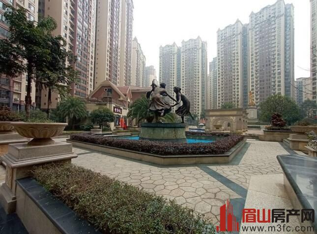 维多利亚 3室2厅2卫 79㎡