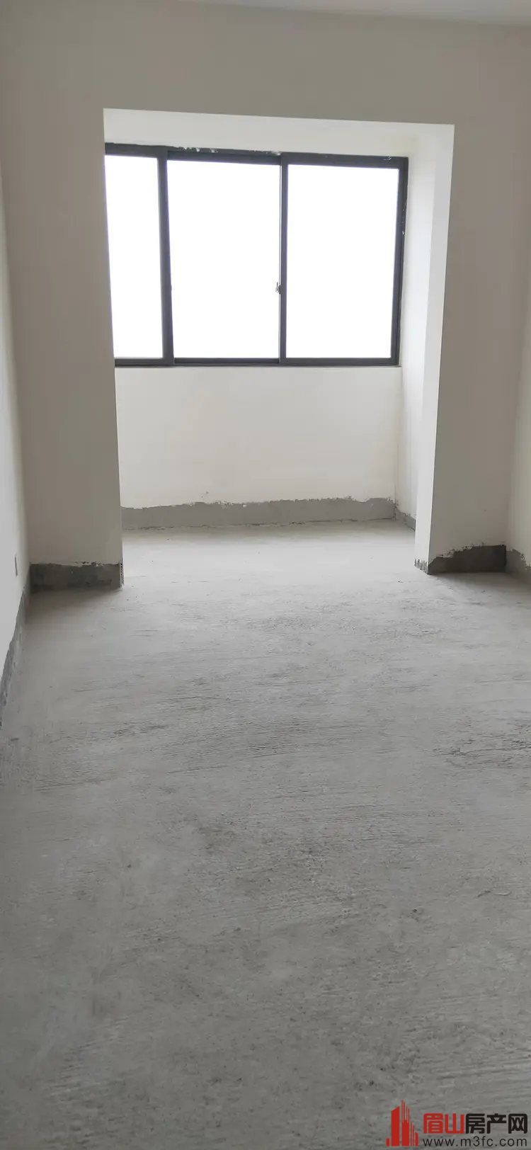 ���µ��ϰ׻�̲С�� 4��2��2�� 135�O