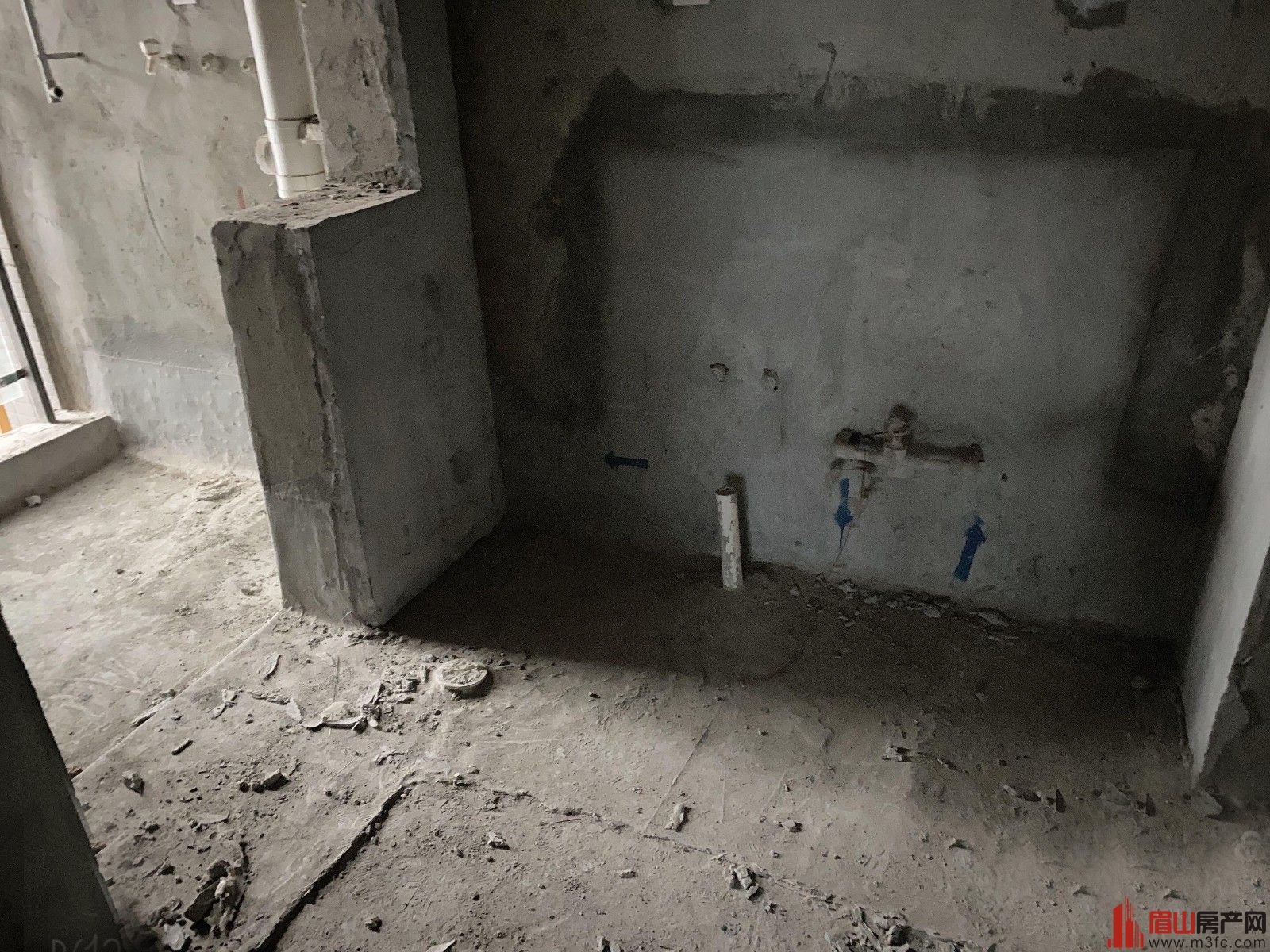 万景东坡院子 3室2厅2卫 73㎡