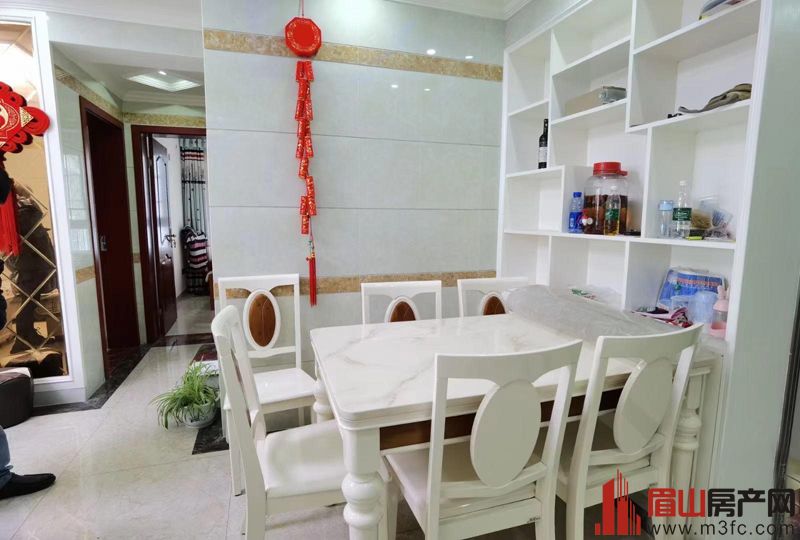 领袖东方 3室2厅2卫 86㎡