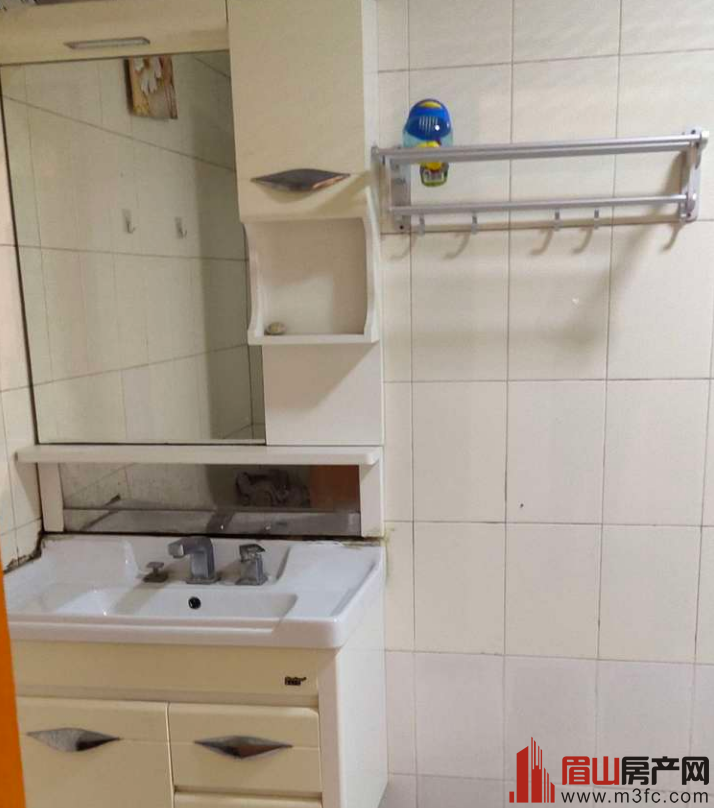 正规小区 2室2厅1卫