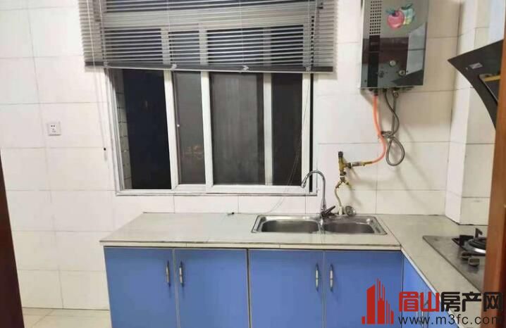 ����С�� 3��2��2�� 140�O