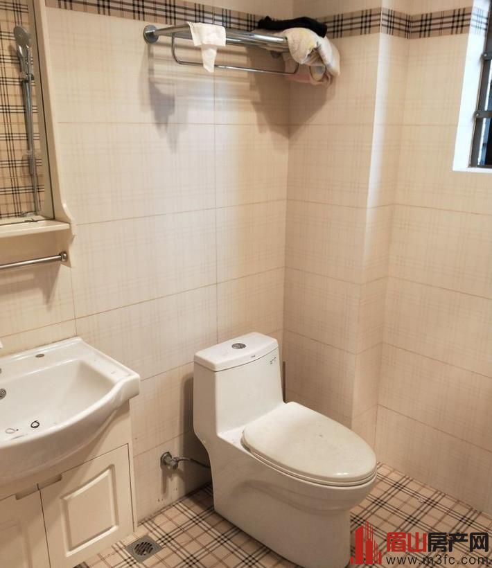 维多利亚 3室2厅2卫 92㎡