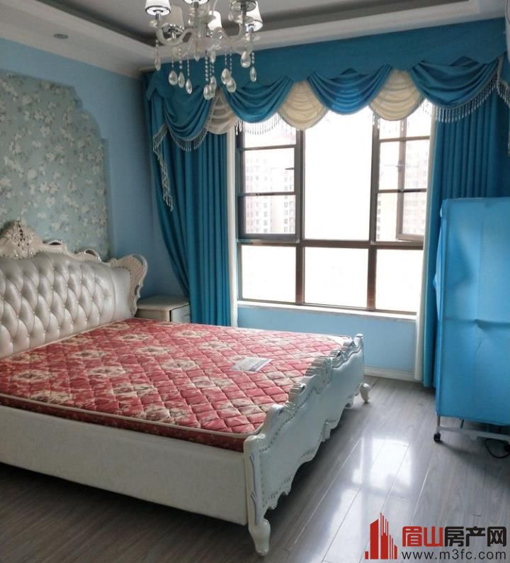 维多利亚 3室2厅2卫 92㎡