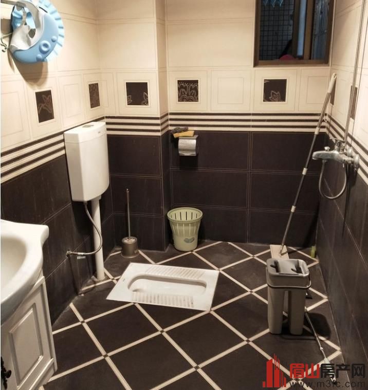 维多利亚 3室2厅2卫 92㎡