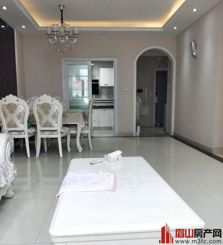 维多利亚 3室2厅2卫 92㎡