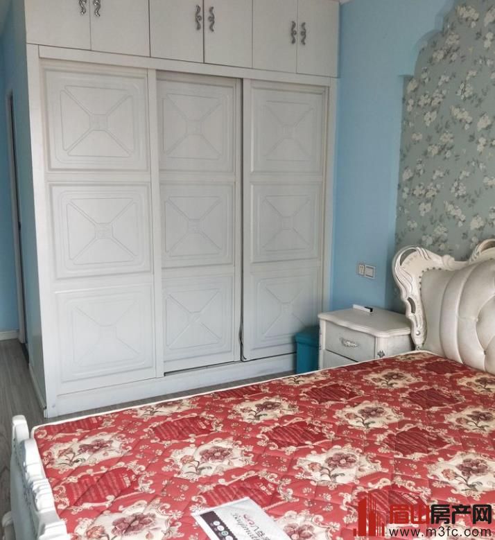 维多利亚 3室2厅2卫 92㎡