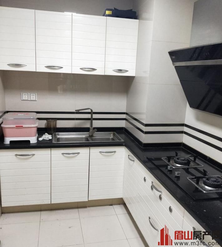 维多利亚 3室2厅2卫 92㎡