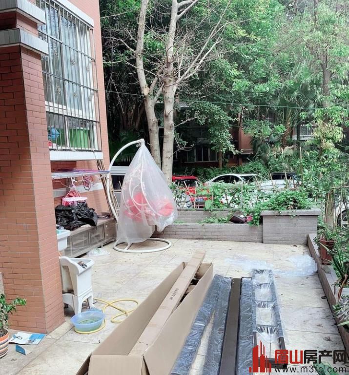 玫瑰园十三区 3室2厅2卫 139㎡