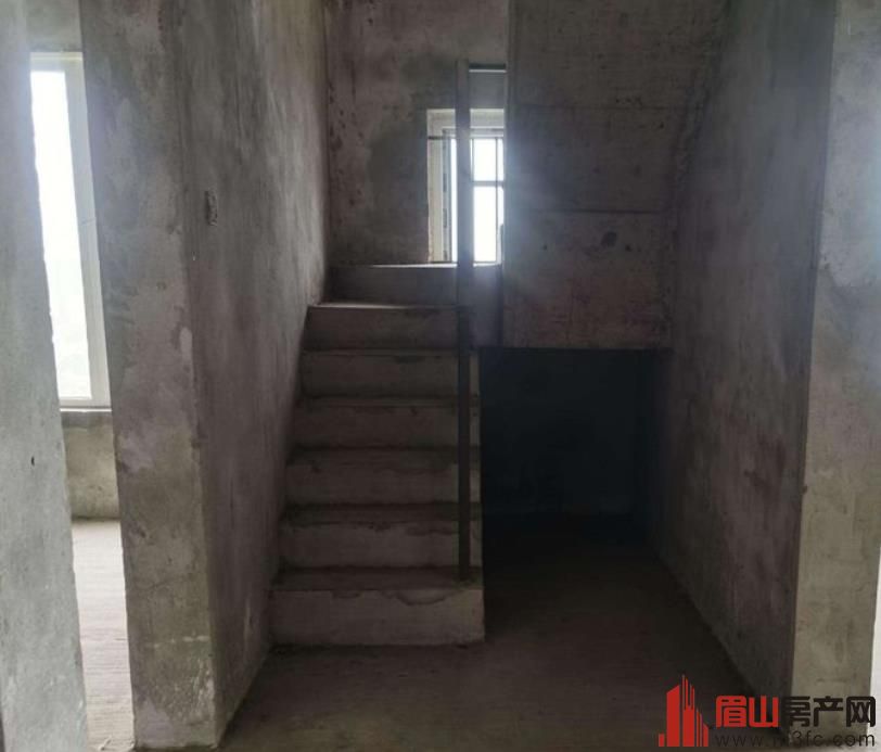 英伦蓝岸 4室2厅2卫 164㎡