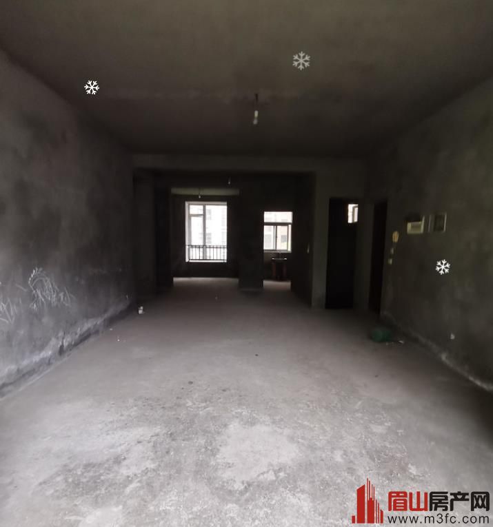 东湖丽景 4室3厅2卫 161㎡