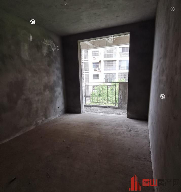 东湖丽景 4室3厅2卫 161㎡