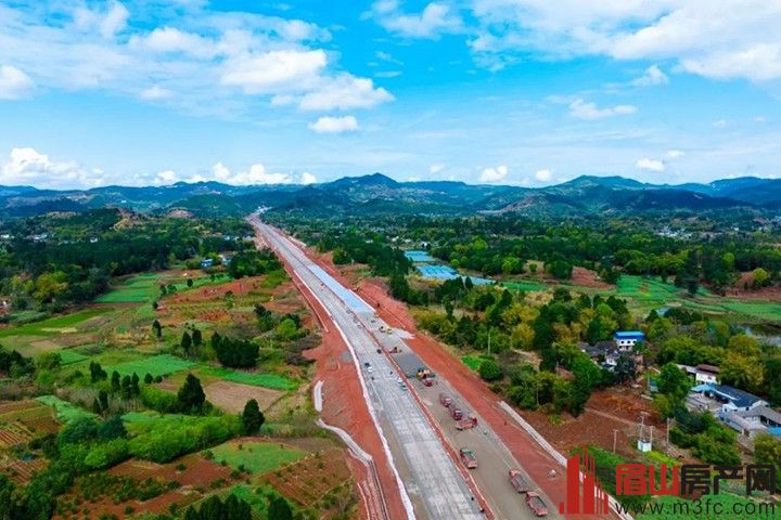 梓州大道南延线项目建设全面推进,预计12月达到全线通车条件