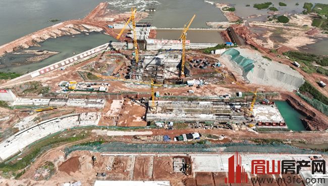 岷江彭山尖子山航电枢纽工程施工现场 岷江彭山尖子山航电枢纽工程施工现场