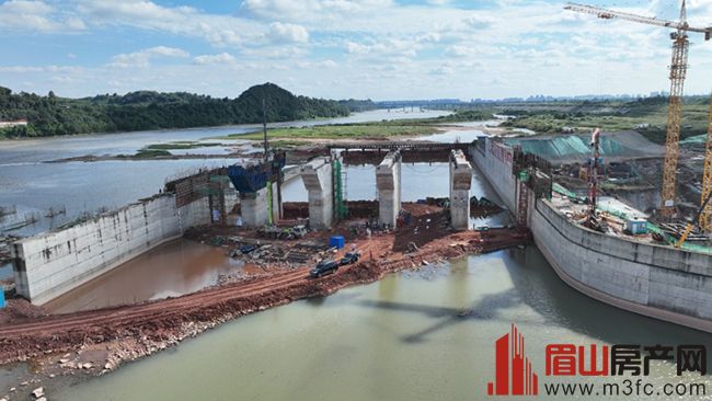 岷江彭山尖子山航电枢纽工程施工现场 岷江彭山尖子山航电枢纽工程施工现场